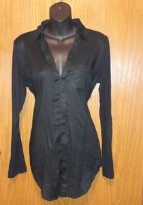 Forever 21 Black Blouse. 100% cotton. Size S.